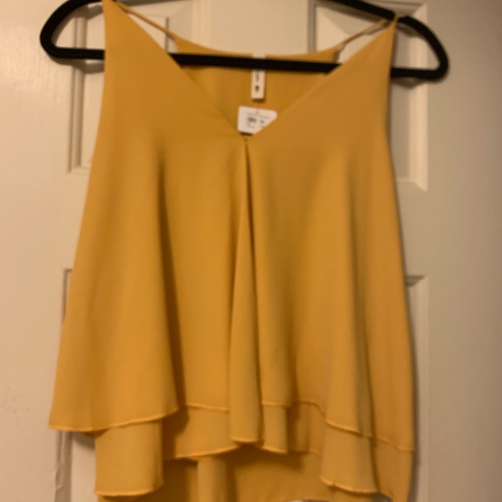 💛 NWT Tyche Brand Yellow Flowy Tank Top